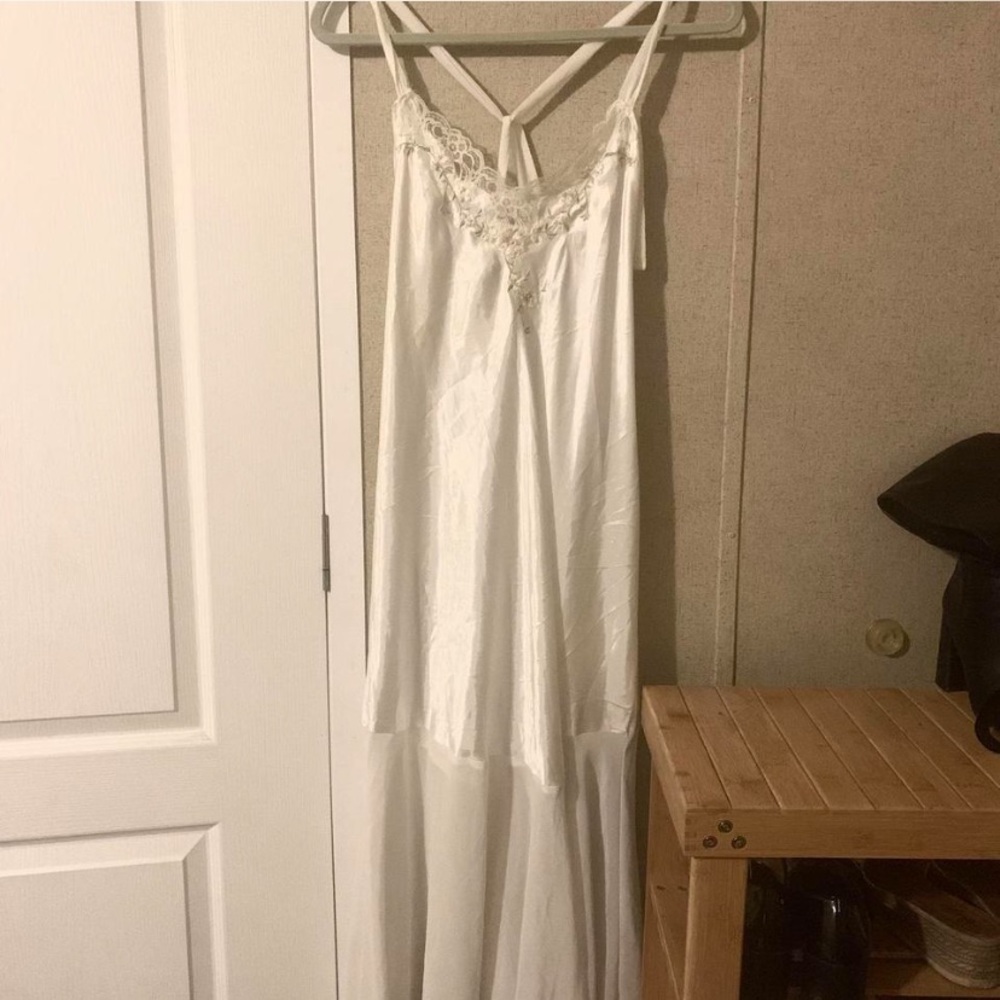 Linea Donatella Bridal Nightgown
